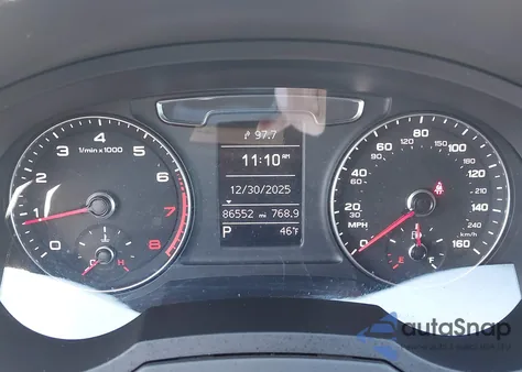 2018 Audi Q3 2.0T Premium/2.0T Sport Premium z USA, uszkodzony, nr VIN WA1BCCFS2JR011275